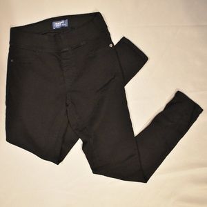 Mid-Rise Black Rockstar Jeggings